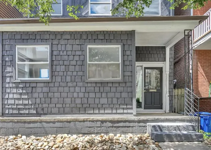 Upscale 2 Story With 8 Beds And Free Parking, Walkable To S Highland Ave Apartment